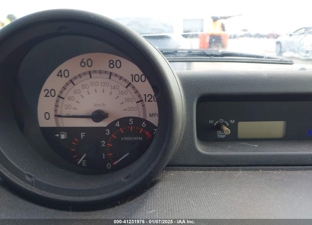 2005 SCION XB VIN: JTLKT334754023411