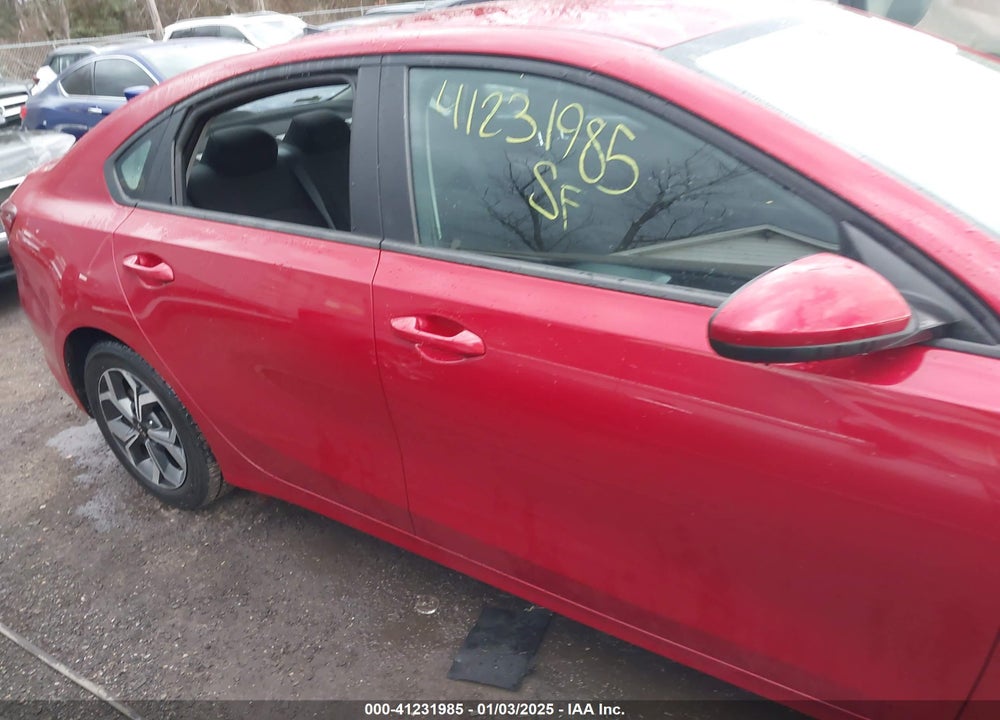 2021 KIA FORTE VIN: 3KPF24AD7ME349313