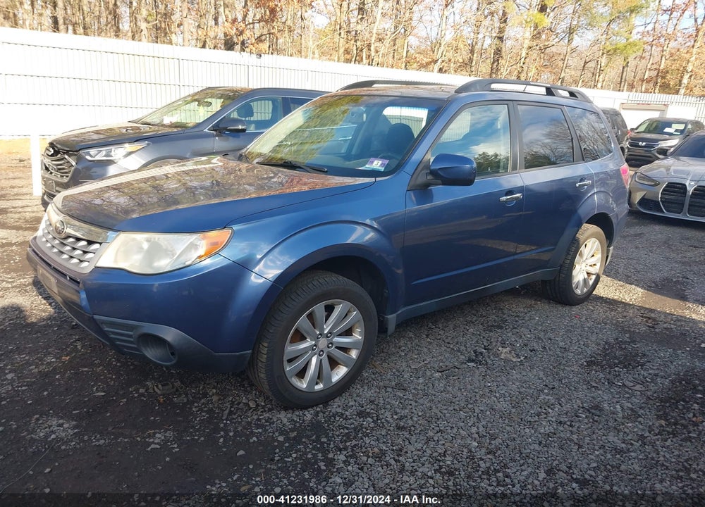 2011 SUBARU FORESTER 2.5X PREMIUM VIN: JF2SHADC7BH724303