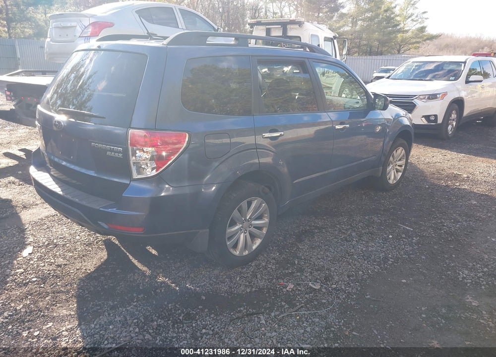2011 SUBARU FORESTER 2.5X PREMIUM VIN: JF2SHADC7BH724303