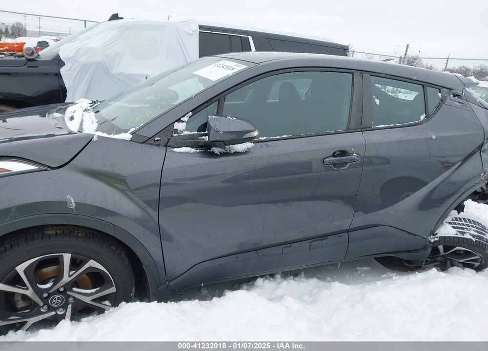 2018 TOYOTA C-HR XLE PREMIUM VIN: NMTKHMBX4JR010949