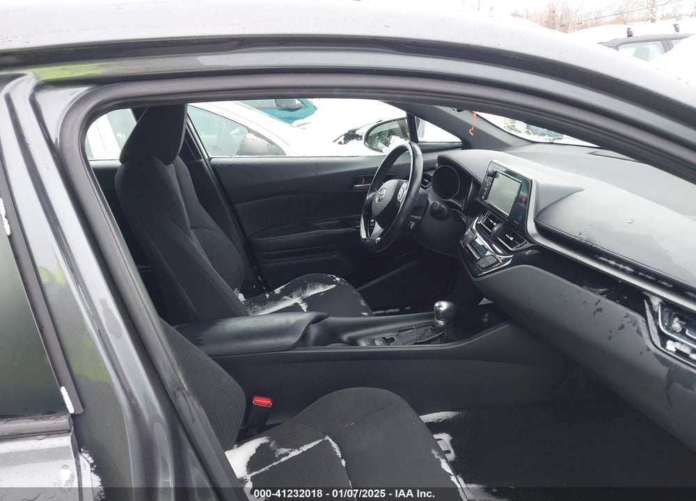 2018 TOYOTA C-HR XLE PREMIUM VIN: NMTKHMBX4JR010949
