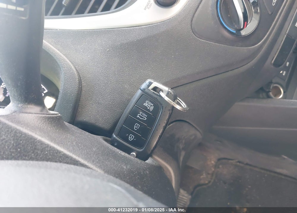 2021 HYUNDAI ACCENT VIN: 3KPC24A65ME141208