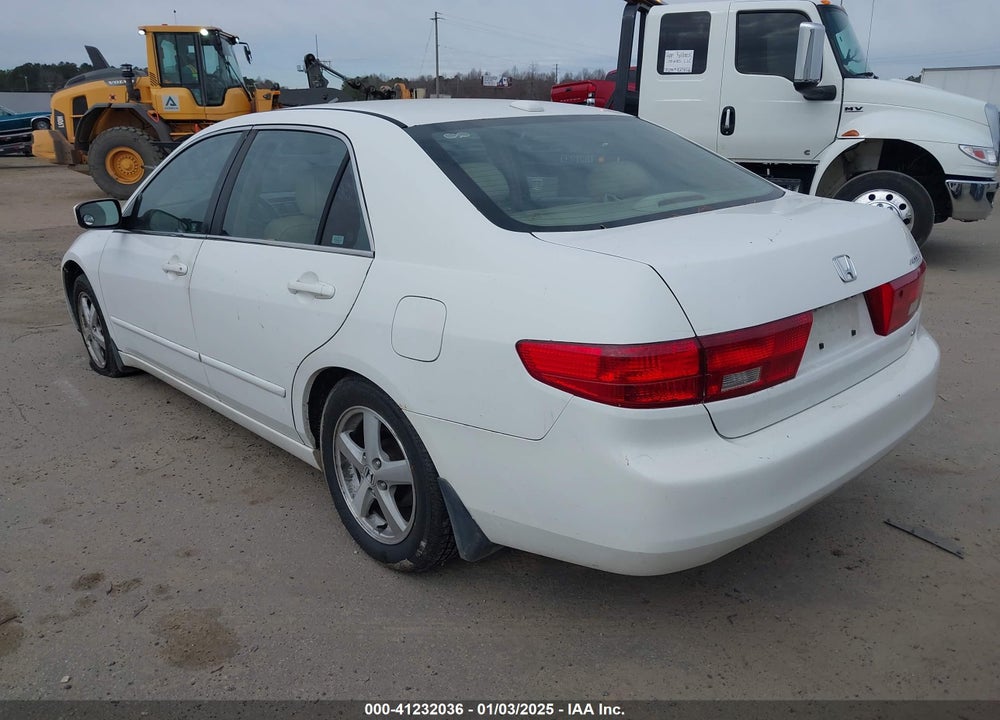 2005 HONDA ACCORD 2.4 EX VIN: 1HGCM56795A120580