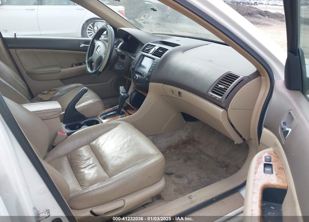 2005 HONDA ACCORD 2.4 EX VIN: 1HGCM56795A120580