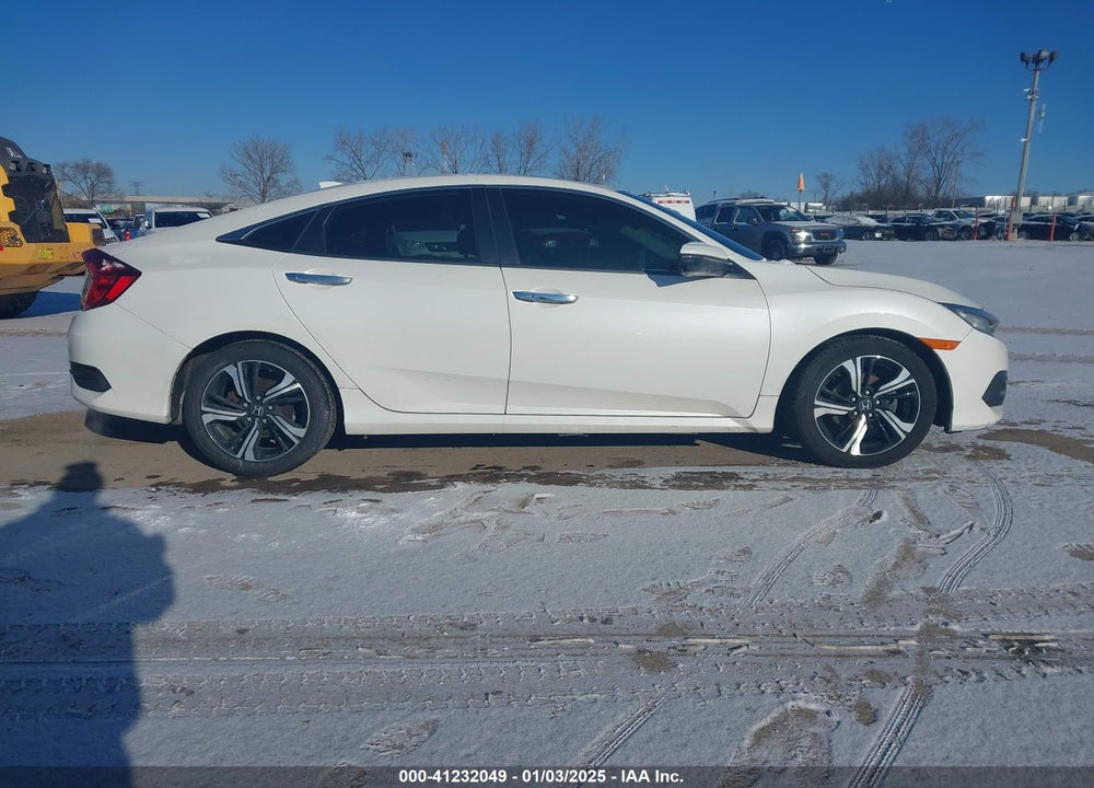 2016 HONDA CIVIC TOURING VIN: 19XFC1F95GE032764