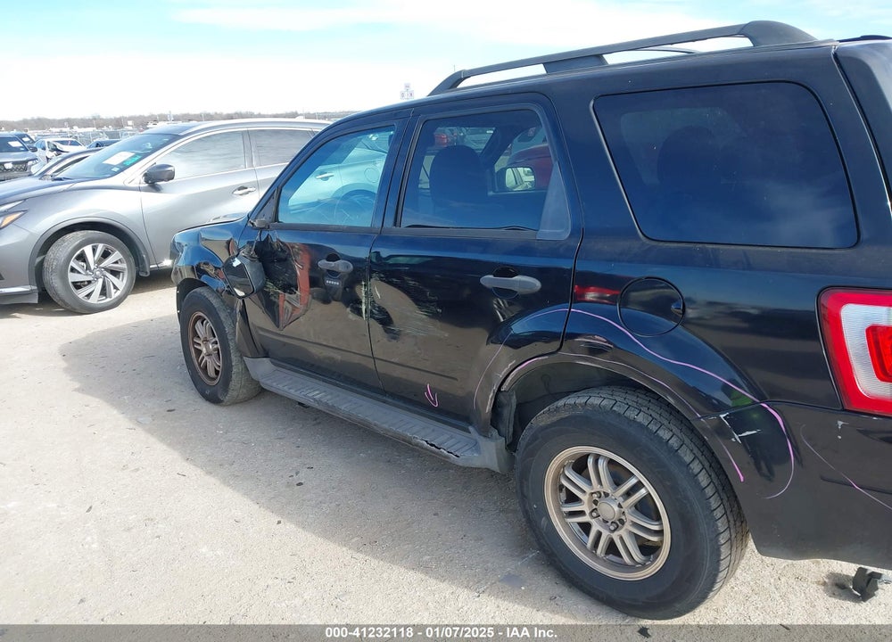 2010 FORD ESCAPE VIN: 1FMCU0DG5AKD45566