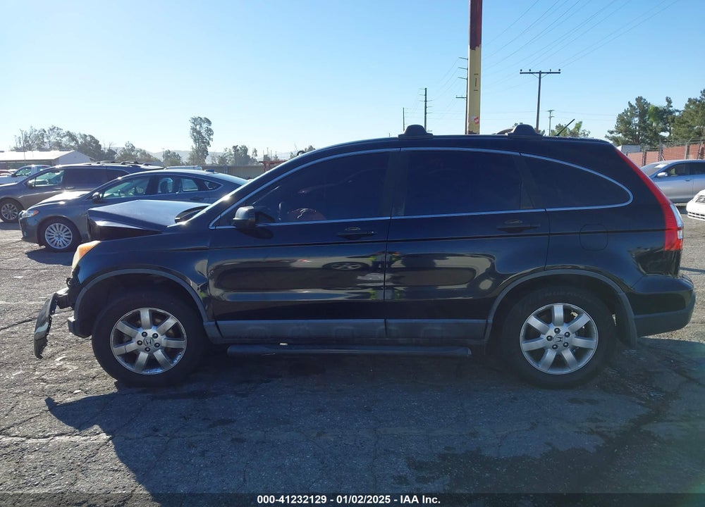 2008 HONDA CR-V LX VIN: JHLRE38338C043902