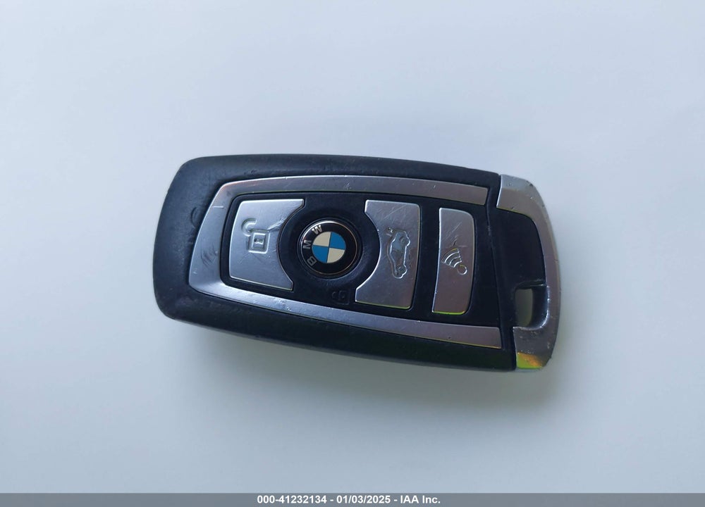 2009 BMW 750I VIN: WBAKA83569CY33600