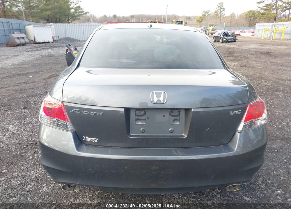 2010 HONDA ACCORD VIN: 1HGCP3F80AA028028