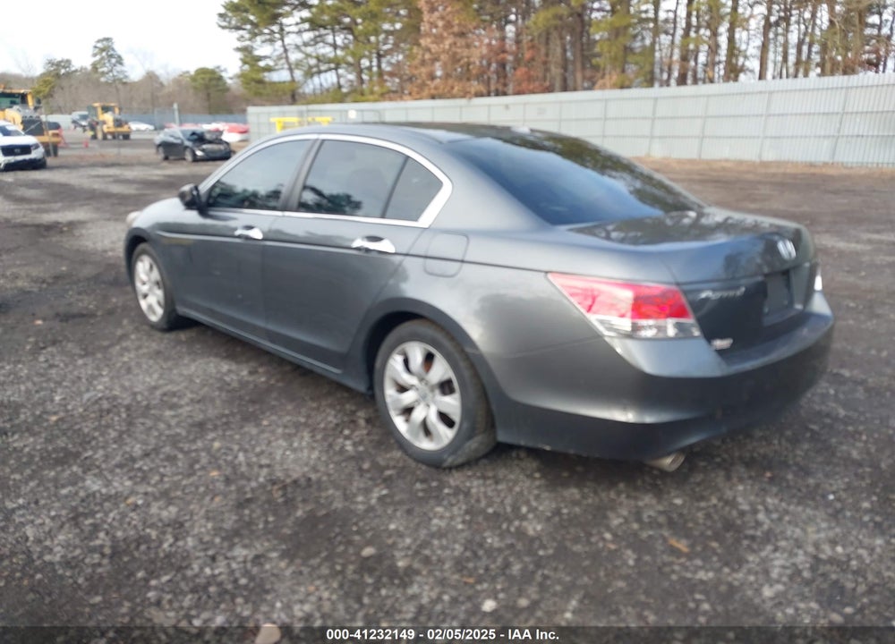 2010 HONDA ACCORD VIN: 1HGCP3F80AA028028