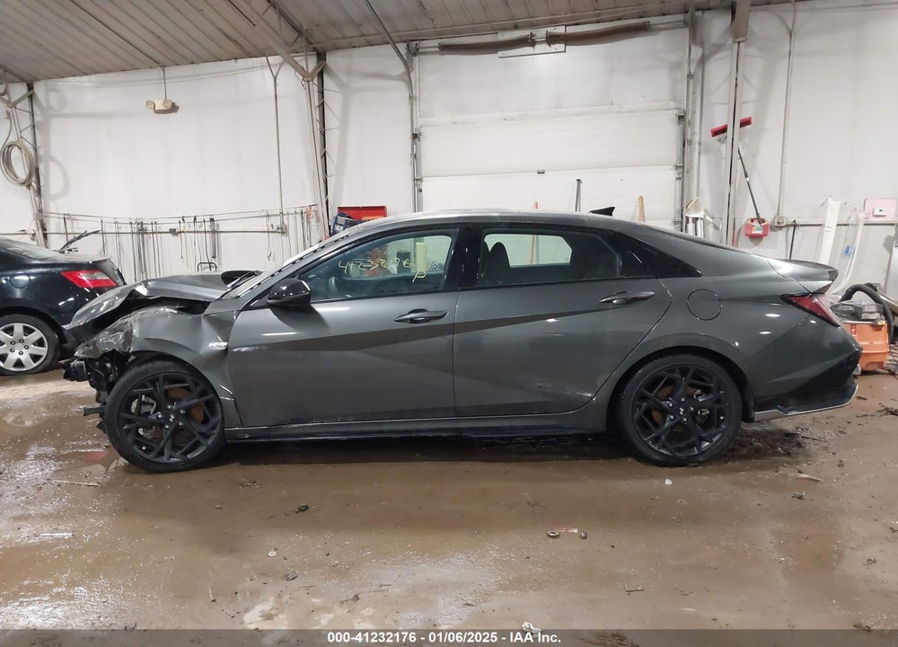 2024 HYUNDAI ELANTRA VIN: KMHLR4DF5RU724549