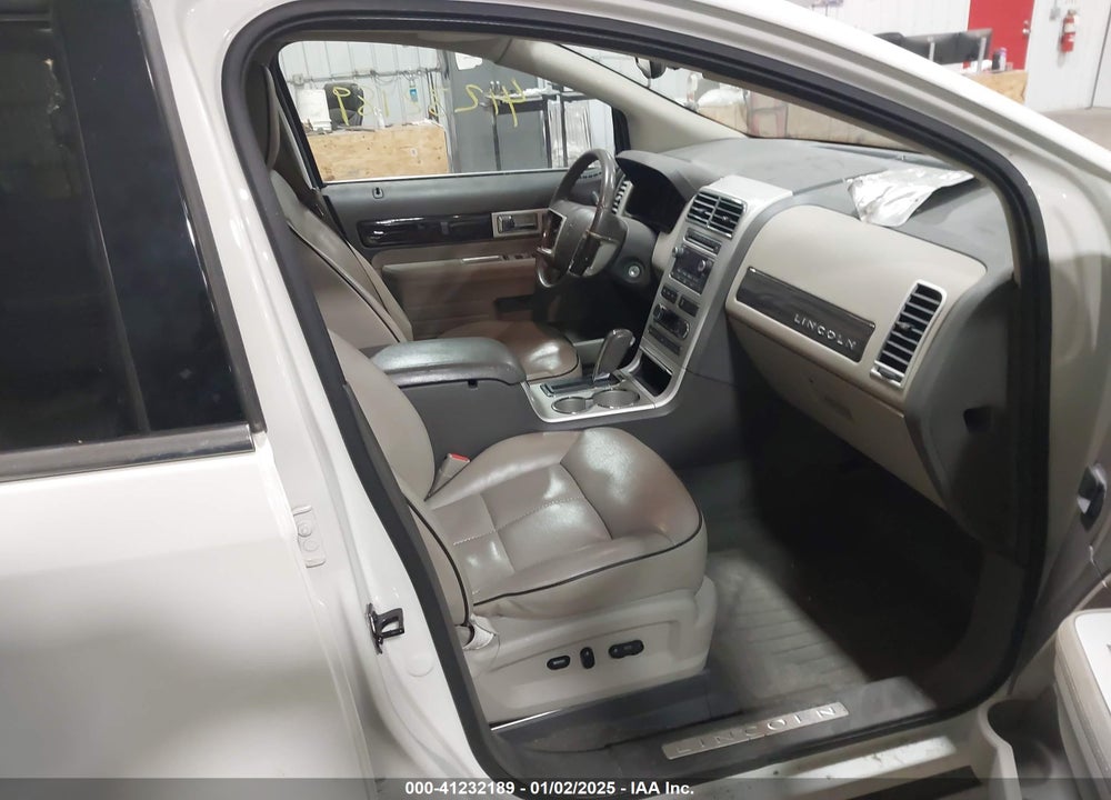 2009 LINCOLN MKX VIN: 2LMDU88C49BJ01363