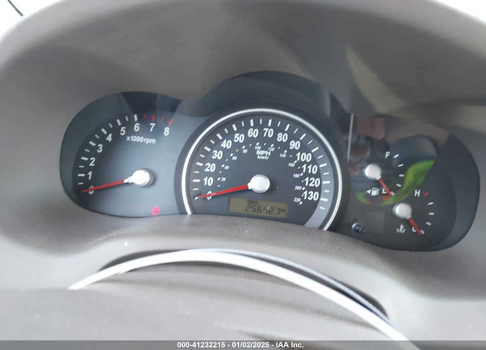 2008 KIA SEDONA LX VIN: KNDMB233X86209123