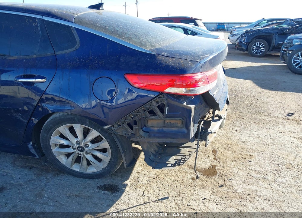 2017 KIA OPTIMA VIN: 5XXGU4L33HG154342