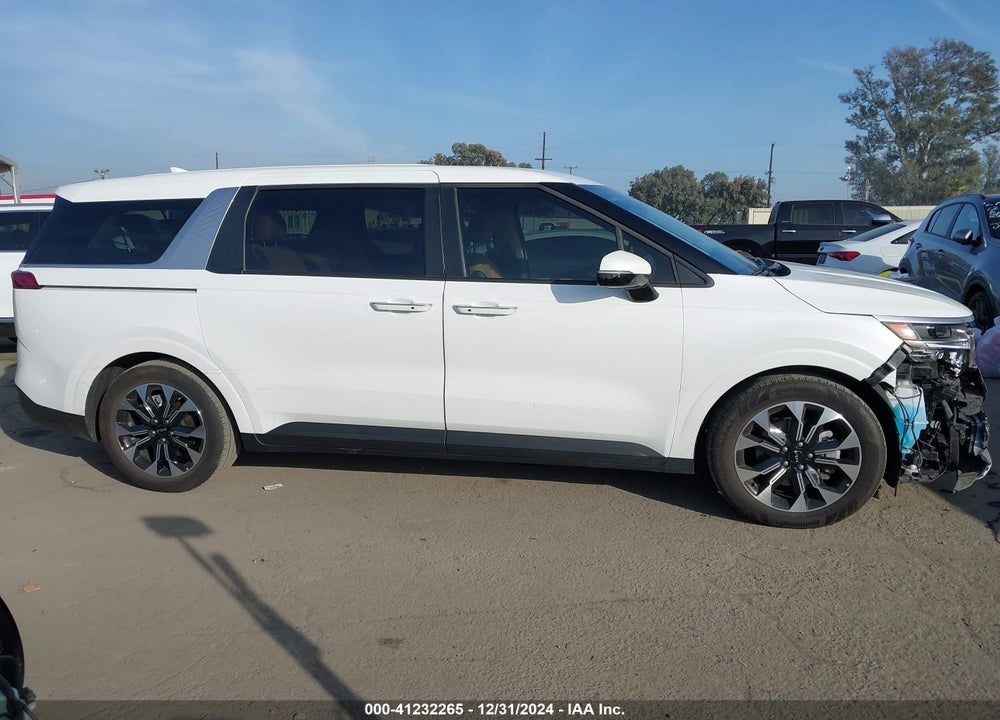 2024 KIA CARNIVAL MPV EX VIN: KNDNC5H31R6449674