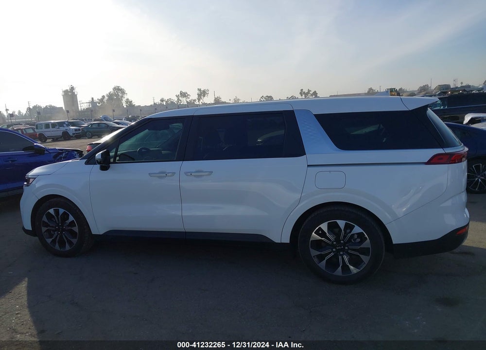 2024 KIA CARNIVAL MPV EX VIN: KNDNC5H31R6449674