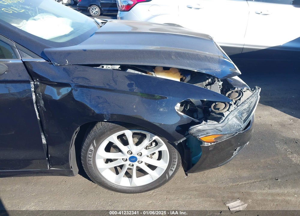 2019 FORD FUSION VIN: 3FA6P0HD9KR114648