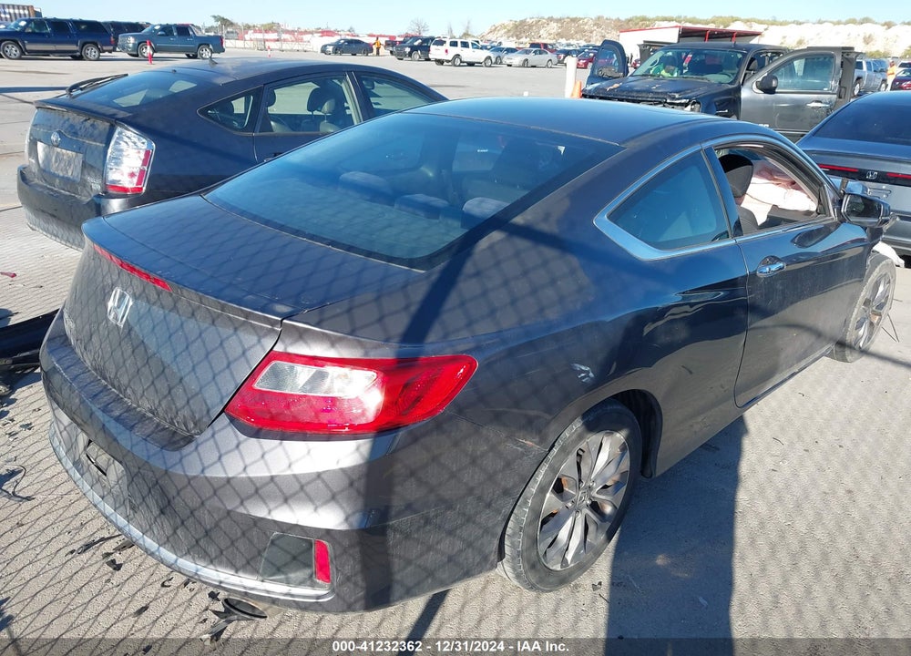 2013 HONDA ACCORD VIN: 1HGCT1B71DA018433
