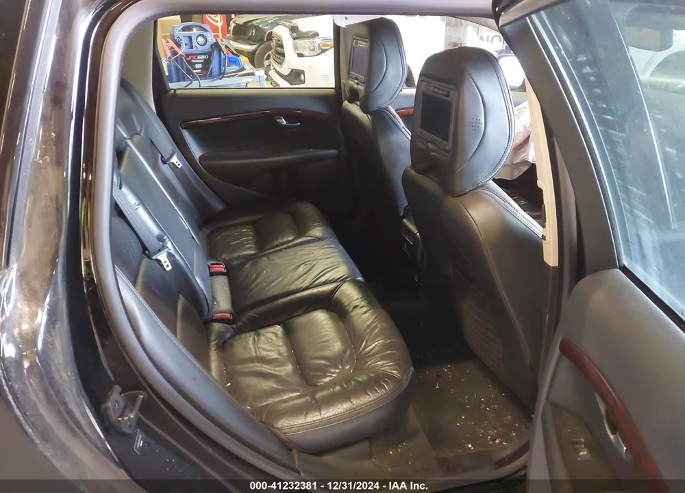 2008 VOLVO XC70 VIN: YV4BZ982181011472