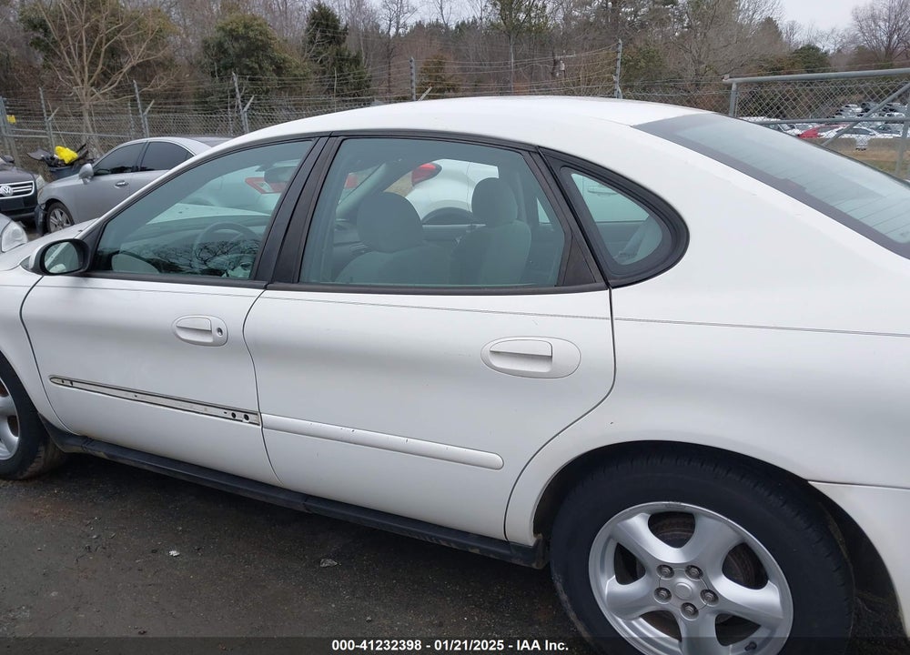2003 FORD TAURUS SES VIN: 1FAFP55213G227020
