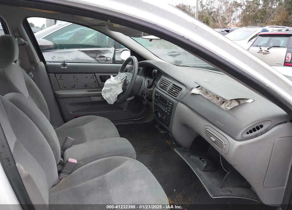 2003 FORD TAURUS SES VIN: 1FAFP55213G227020