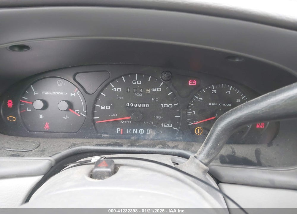 2003 FORD TAURUS SES VIN: 1FAFP55213G227020