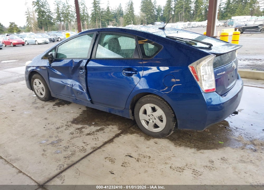 2011 TOYOTA PRIUS TWO VIN: JTDKN3DU4B0312754