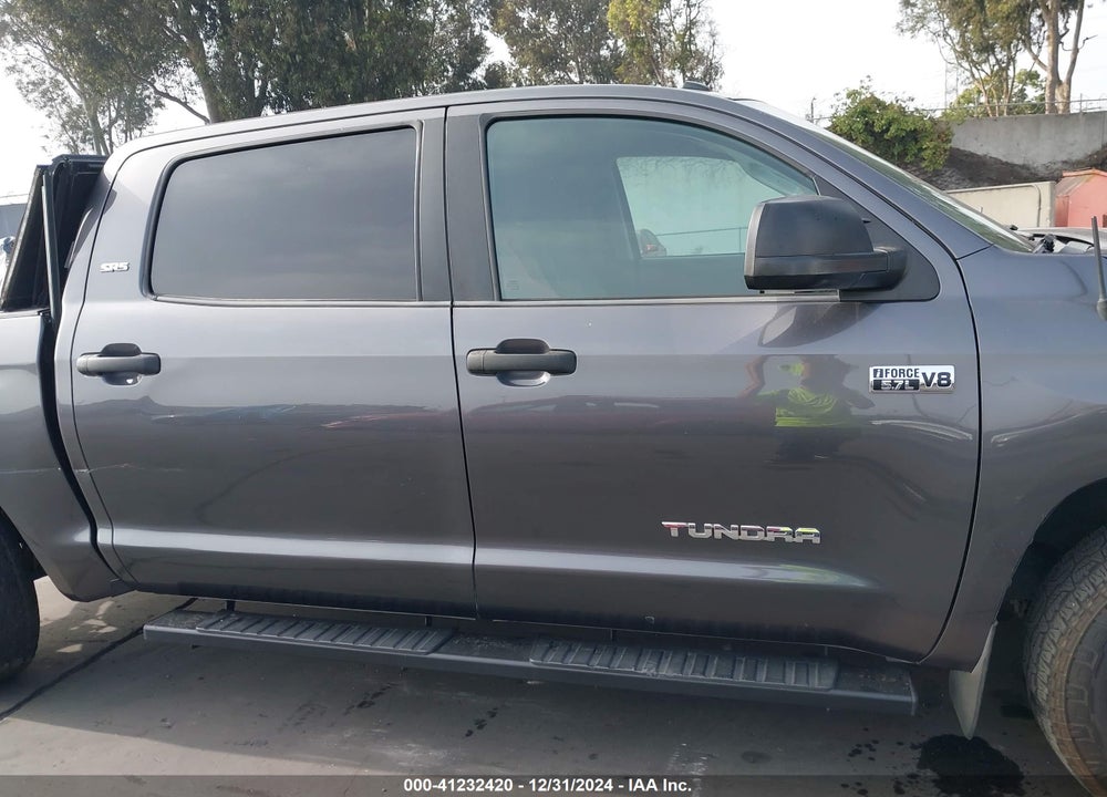 2016 TOYOTA TUNDRA SR5 5.7L V8 VIN: 5TFEY5F12GX203596