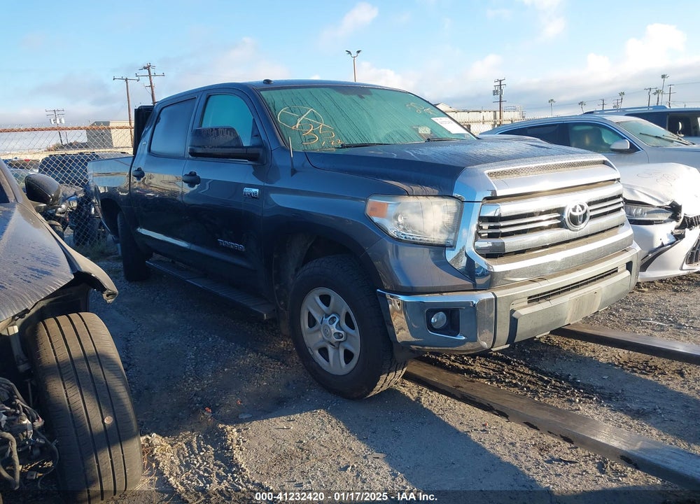 2016 TOYOTA TUNDRA SR5 5.7L V8 VIN: 5TFEY5F12GX203596