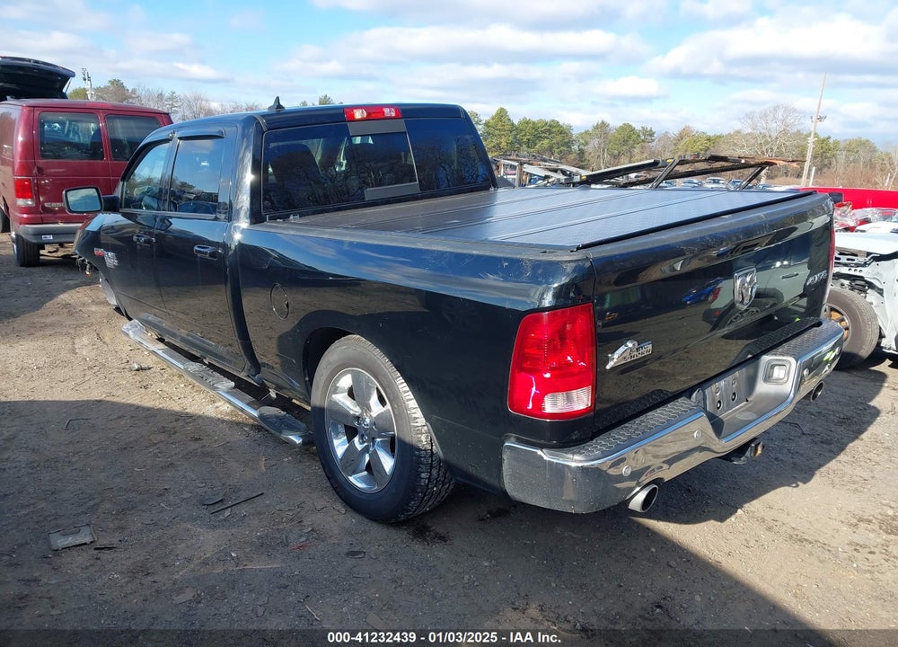 2019 RAM 1500 CLASSIC VIN: 1C6RR7TT1KS713242