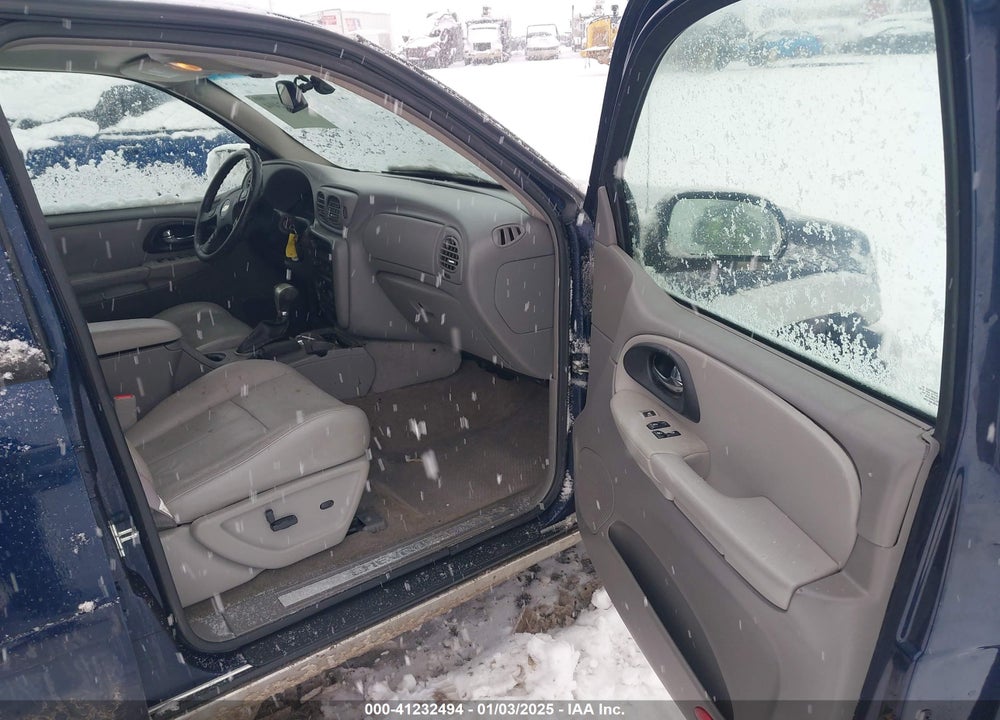 2007 CHEVROLET TRAILBLAZER LT VIN: 1GNDT13S372114284