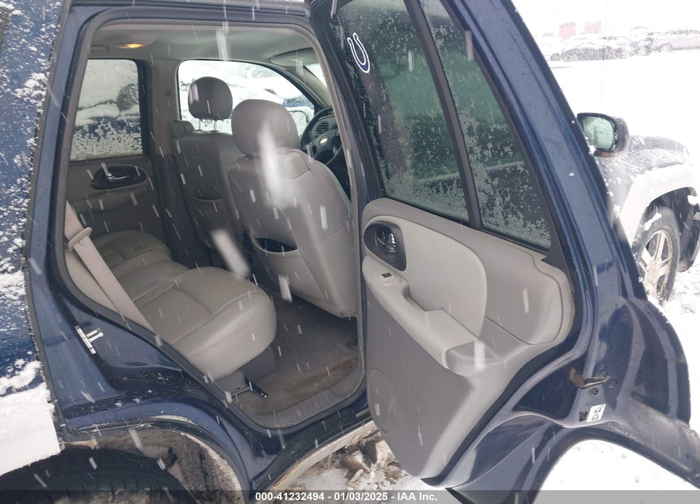 2007 CHEVROLET TRAILBLAZER LT VIN: 1GNDT13S372114284