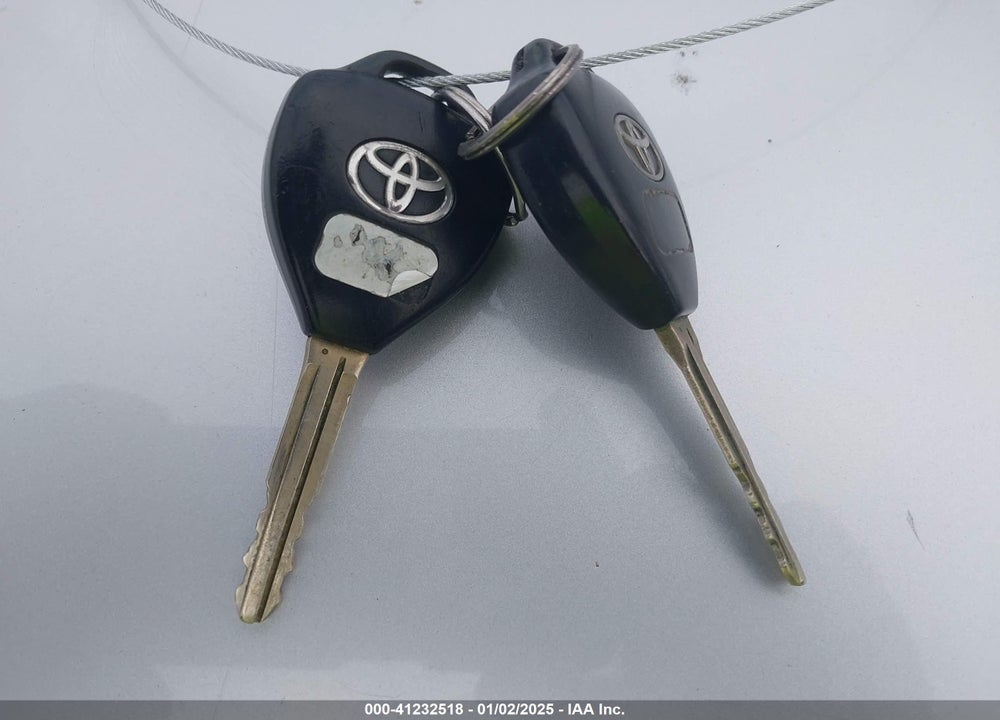 2009 TOYOTA CAMRY LE VIN: 4T1BE46KX9U277735