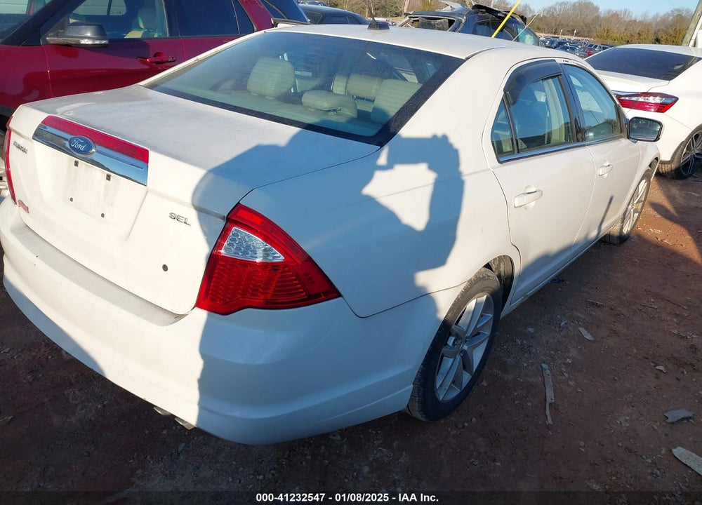 2011 FORD FUSION VIN: 3FAHP0JA2BR263394