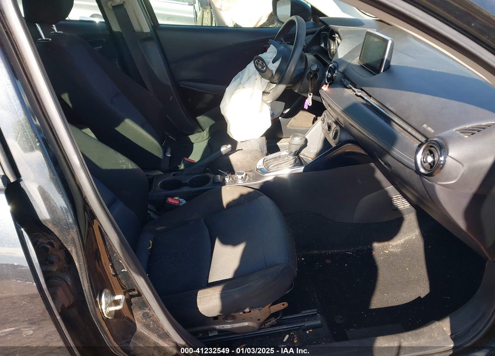 2017 TOYOTA YARIS IA VIN: 3MYDLBYVXHY189800