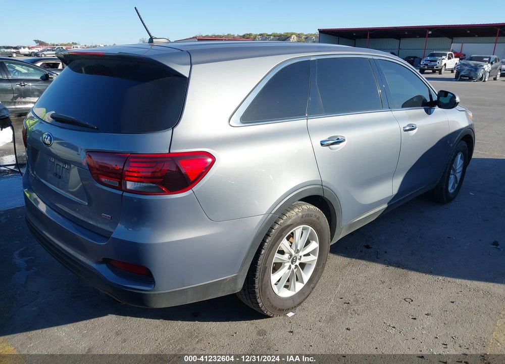 2019 KIA SORENTO 2.4L L VIN: 5XYPG4A34KG596835