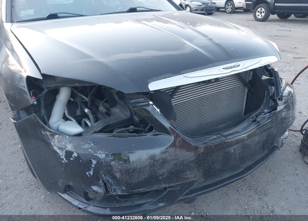 2013 CHRYSLER 200 VIN: 1C3CCBCG6DN683358