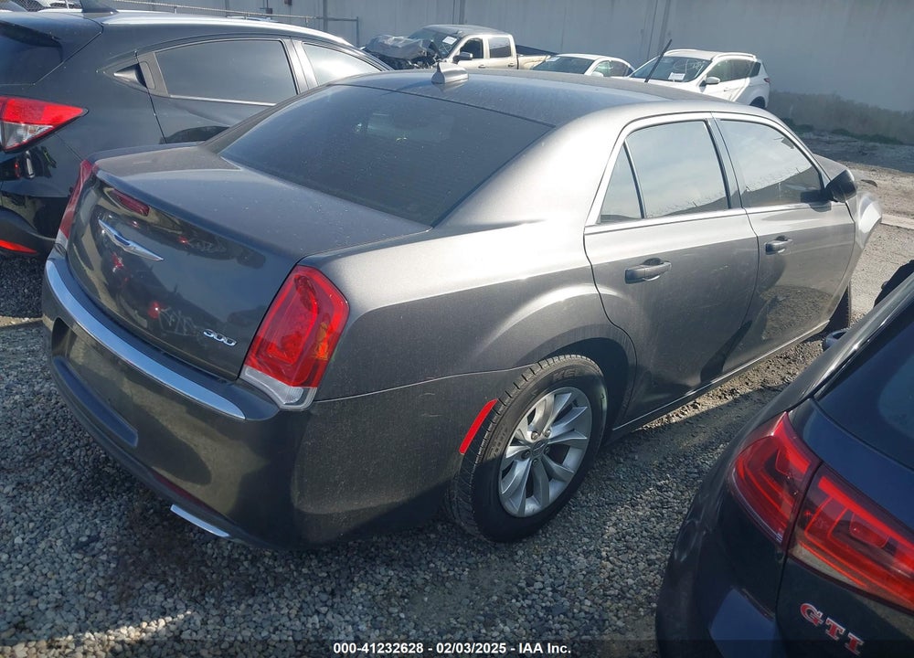 2015 CHRYSLER 300 LIMITED VIN: 2C3CCAAG5FH931415
