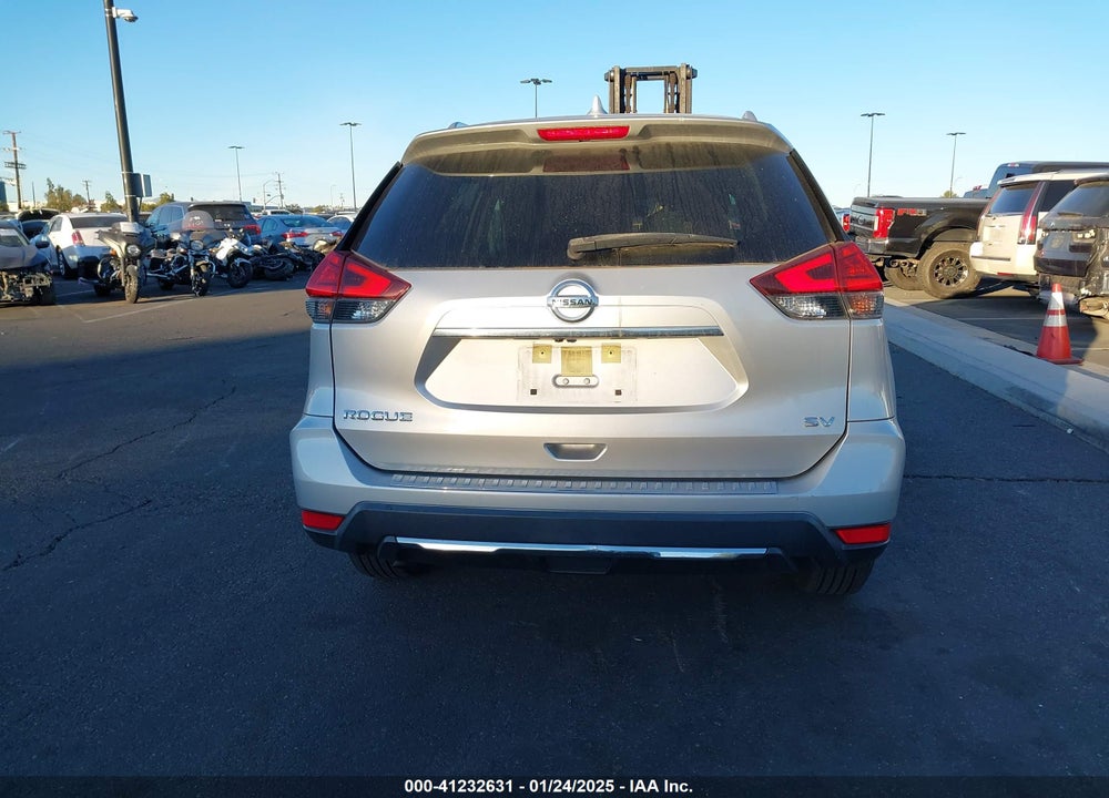 2017 NISSAN ROGUE SV VIN: JN8AT2MT4HW405917