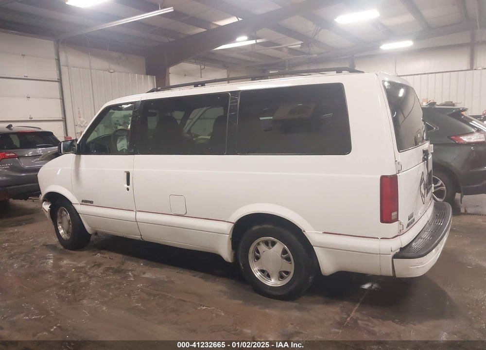 2000 CHEVROLET ASTRO VIN: 1GNDM19W6YB200780