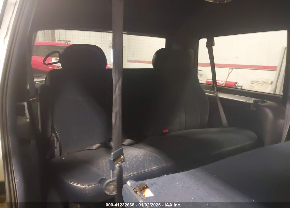 2000 CHEVROLET ASTRO VIN: 1GNDM19W6YB200780