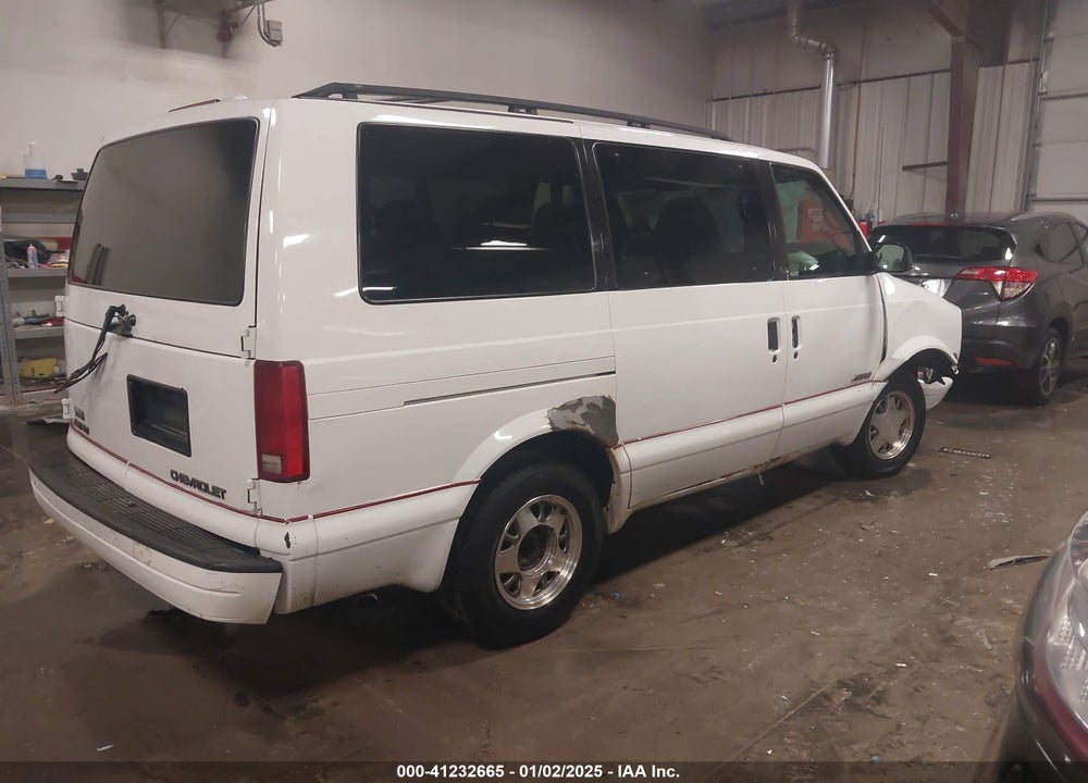 2000 CHEVROLET ASTRO VIN: 1GNDM19W6YB200780