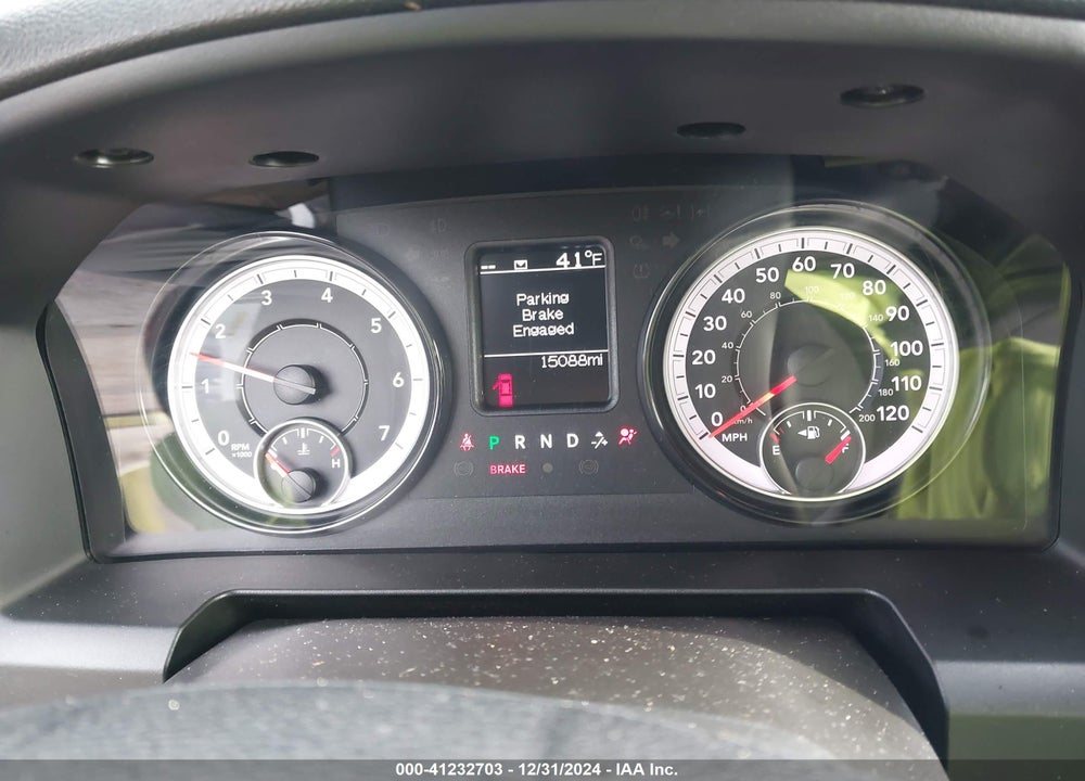 2024 RAM 1500 CLASSIC WARLOCK 4X4 5'7 BOX VIN: 1C6RR7LGXRS143626