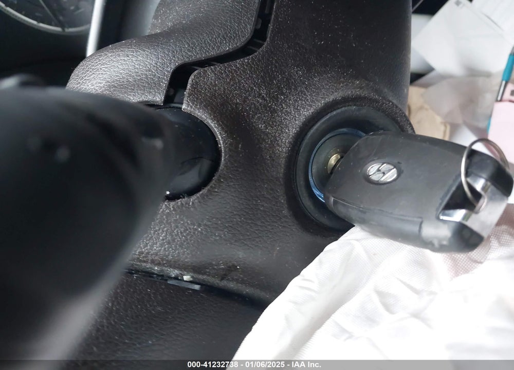 2019 HYUNDAI SANTA FE SE VIN: 5NMS2CADXKH116749