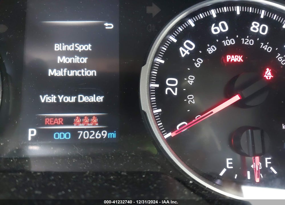 2021 TOYOTA RAV4 XLE VIN: 2T3P1RFV3MC141375
