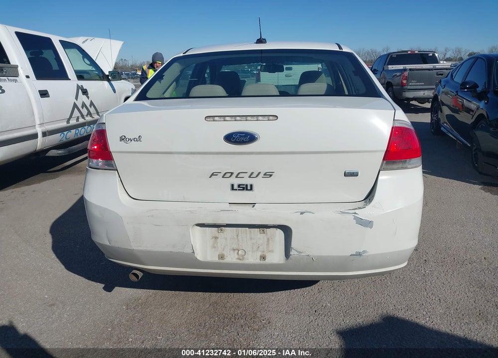 2010 FORD FOCUS SE VIN: 1FAHP3FN6AW116858