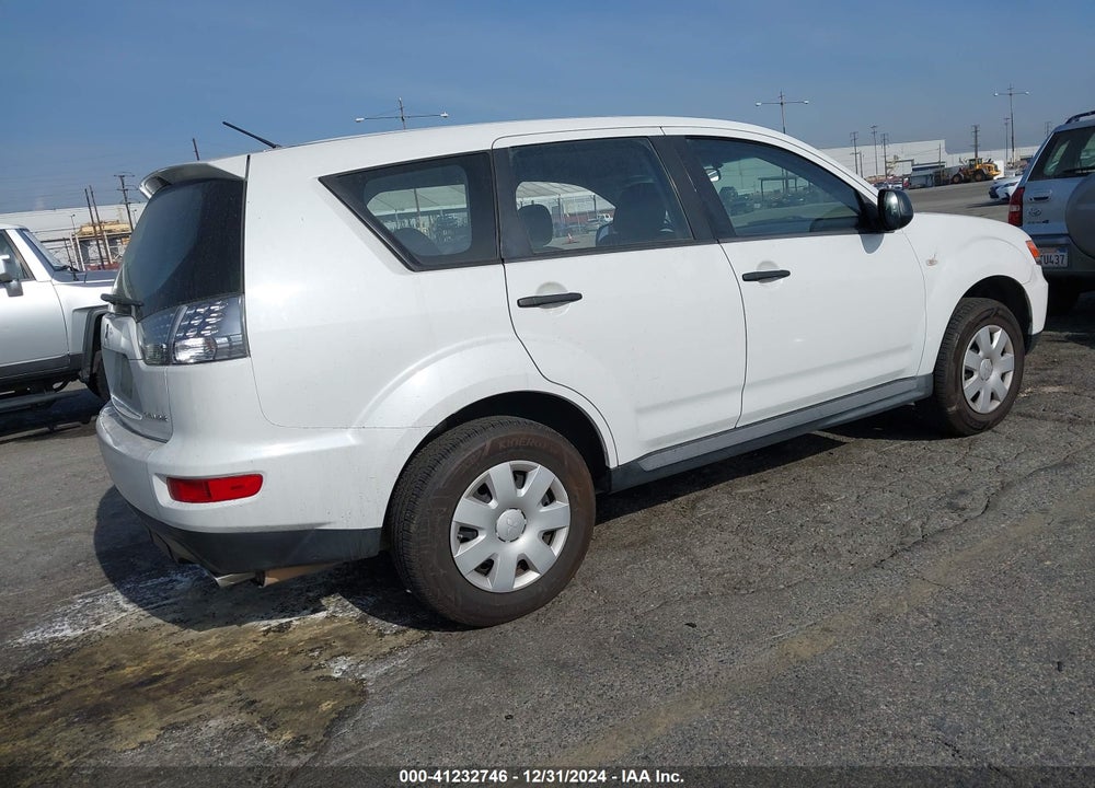 2010 MITSUBISHI OUTLANDER ES VIN: JA4AS2AW8AZ019321