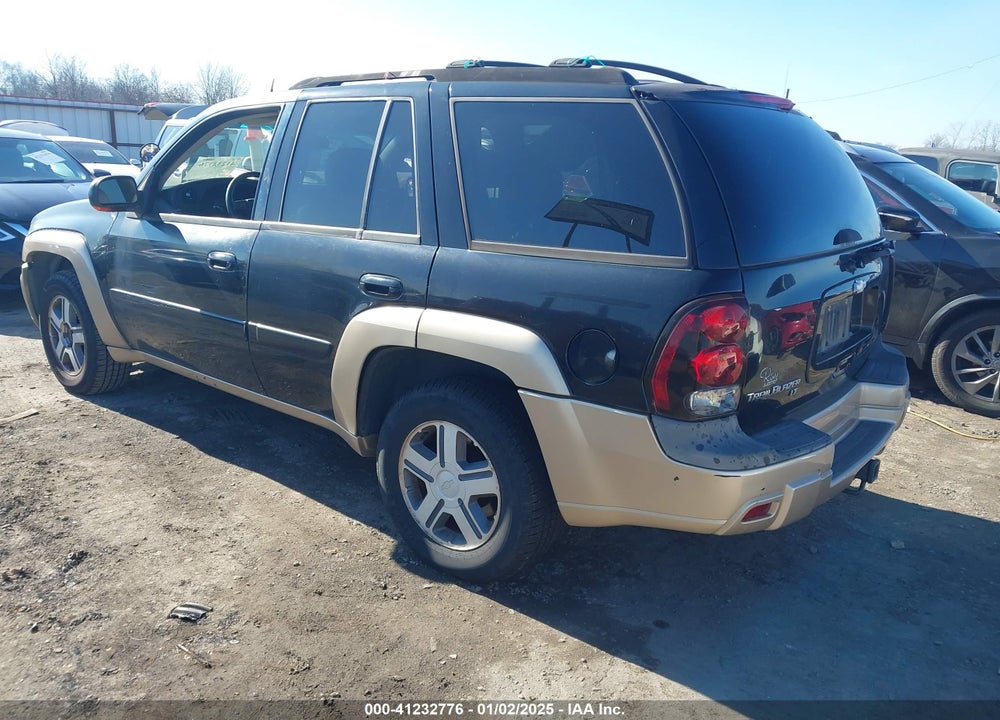 2005 CHEVROLET TRAILBLAZER LT VIN: 1GNDS13S752305772