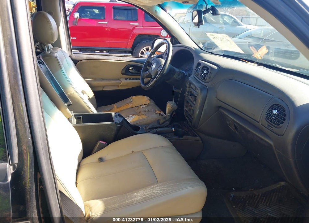 2005 CHEVROLET TRAILBLAZER LT VIN: 1GNDS13S752305772